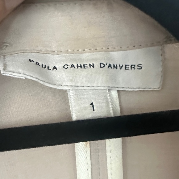 Stylish Beige Blazer with Gold Buttons - Picture 3 of 10